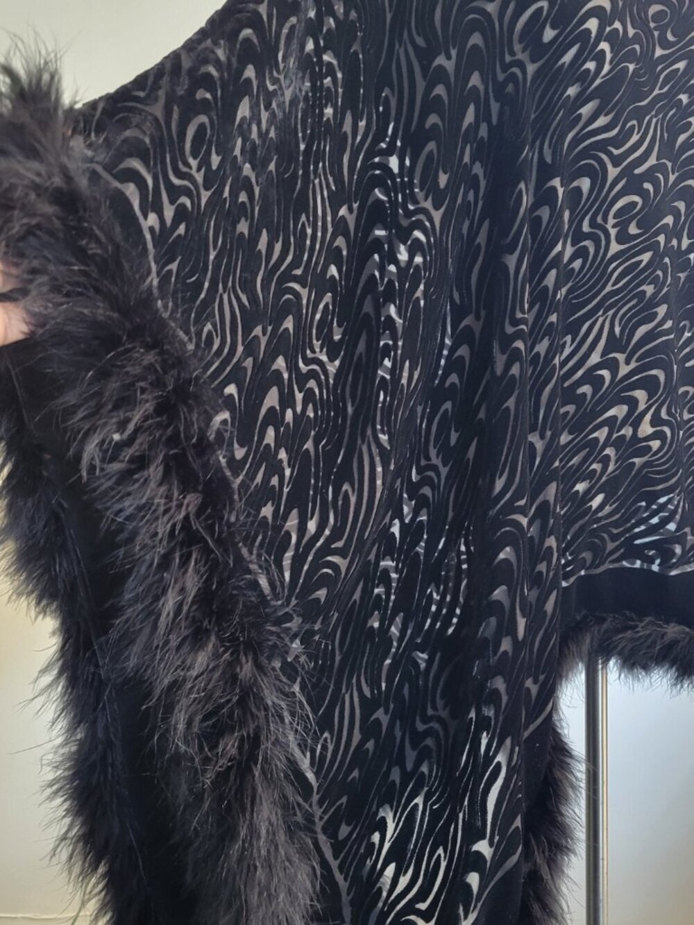 Chico’s Black Burnout Velvet Poncho with Faux Fur Fringe Accents - Picture 5 of 10